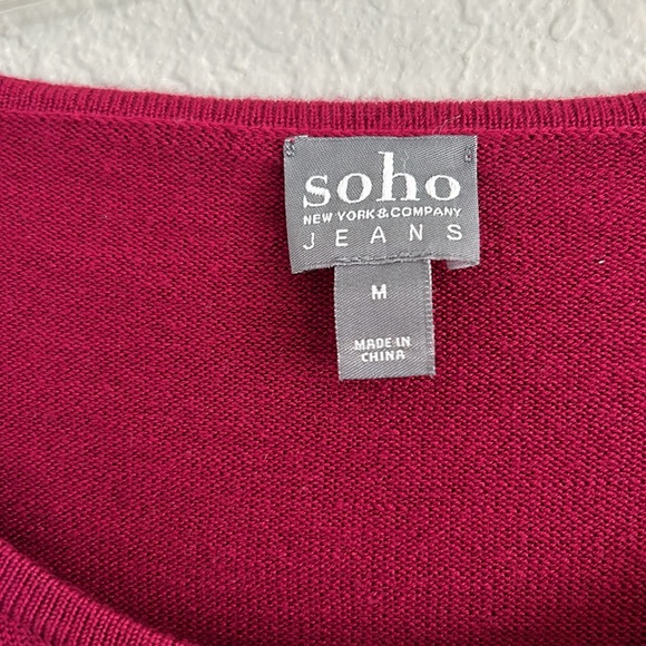 Super stylish light weight sweater - Picture 5 of 7